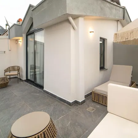 Deniz Boutique Отель Анталья