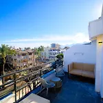 Deniz Boutique Hotel *